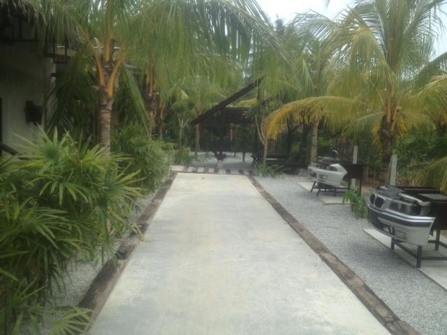 Hs Farm Waterpark Muar Exterior photo