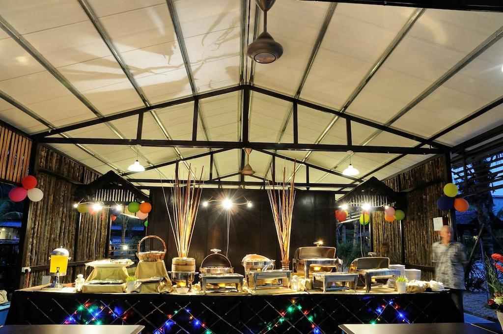 Hs Farm Waterpark Muar Exterior photo