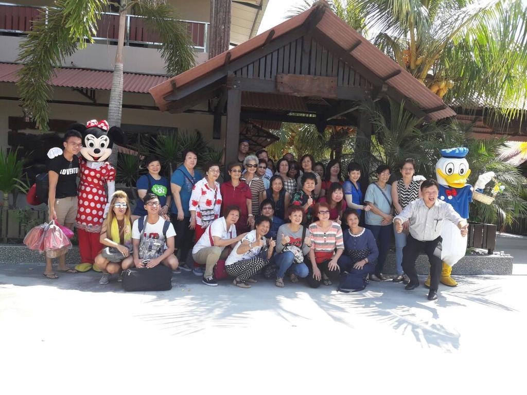 Hs Farm Waterpark Muar Exterior photo